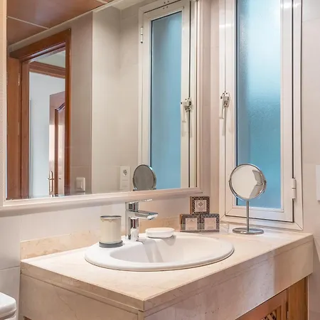 Aravirma Apartment Granada